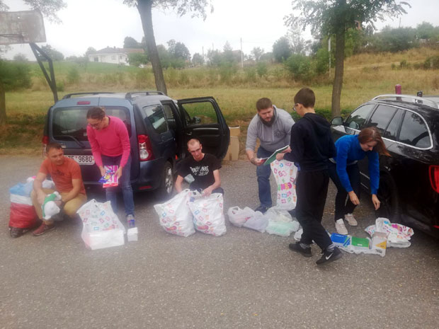 Чеси седам година уз наш народ, хапсили их јер помажу Србима
